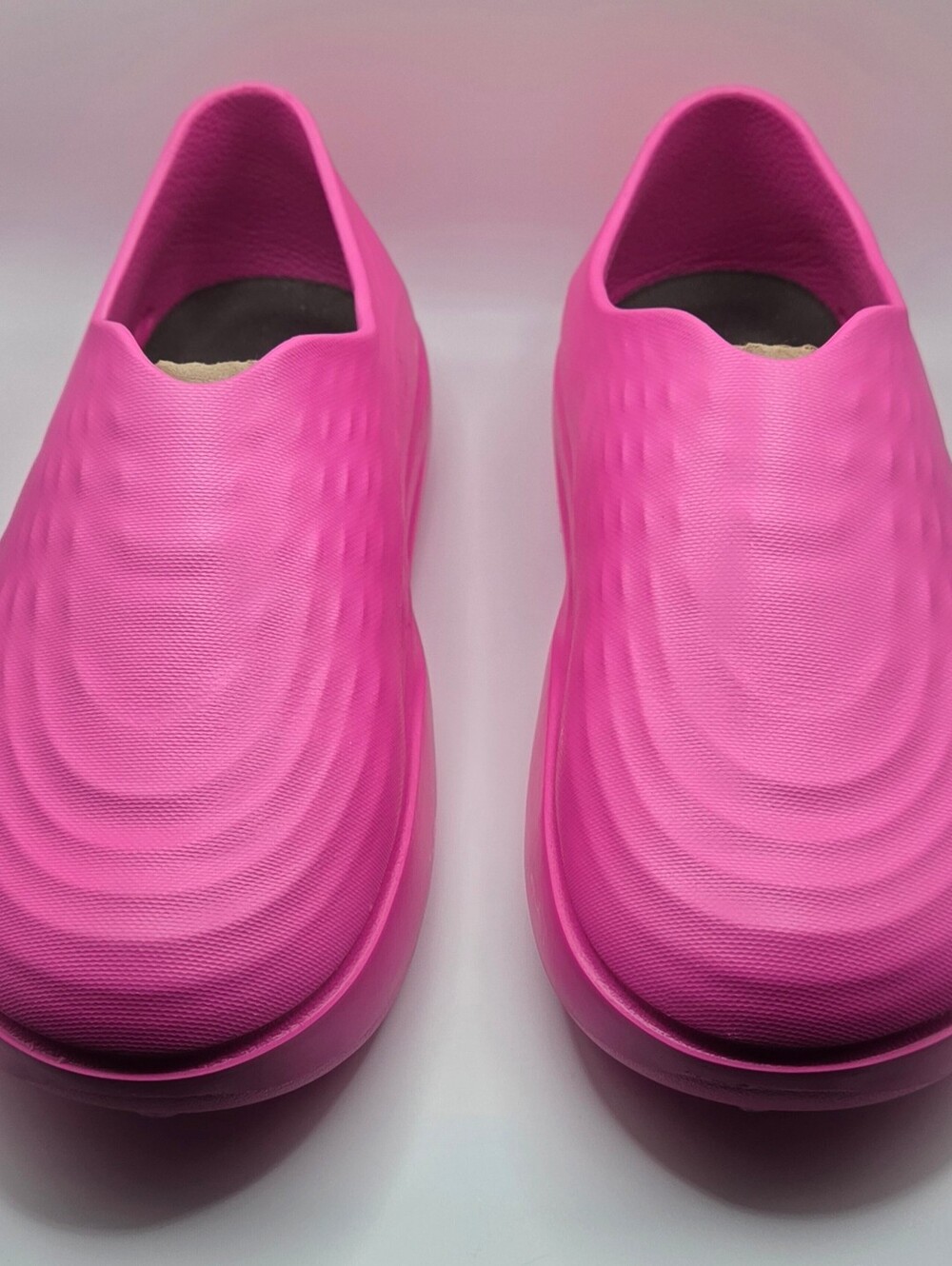 STAND+ "The Standing Shoe" - Hot Pink 💖